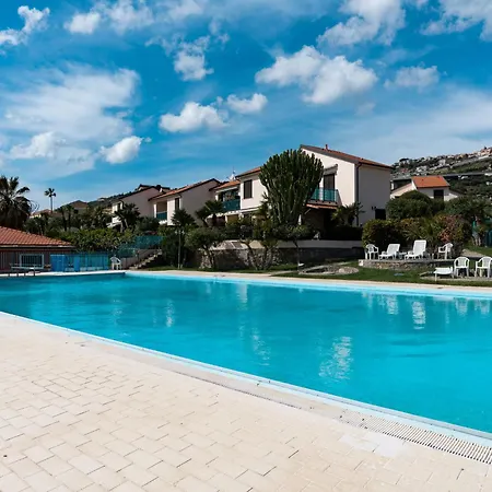 Le Margherite-5 By Interhome * Costarainera