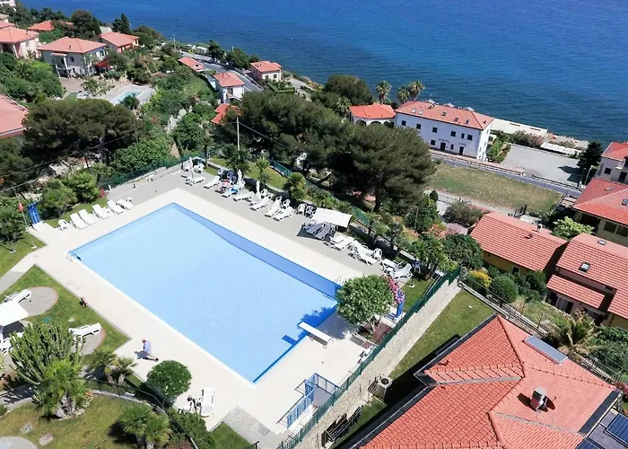 Rosy By Interhome Costarainera